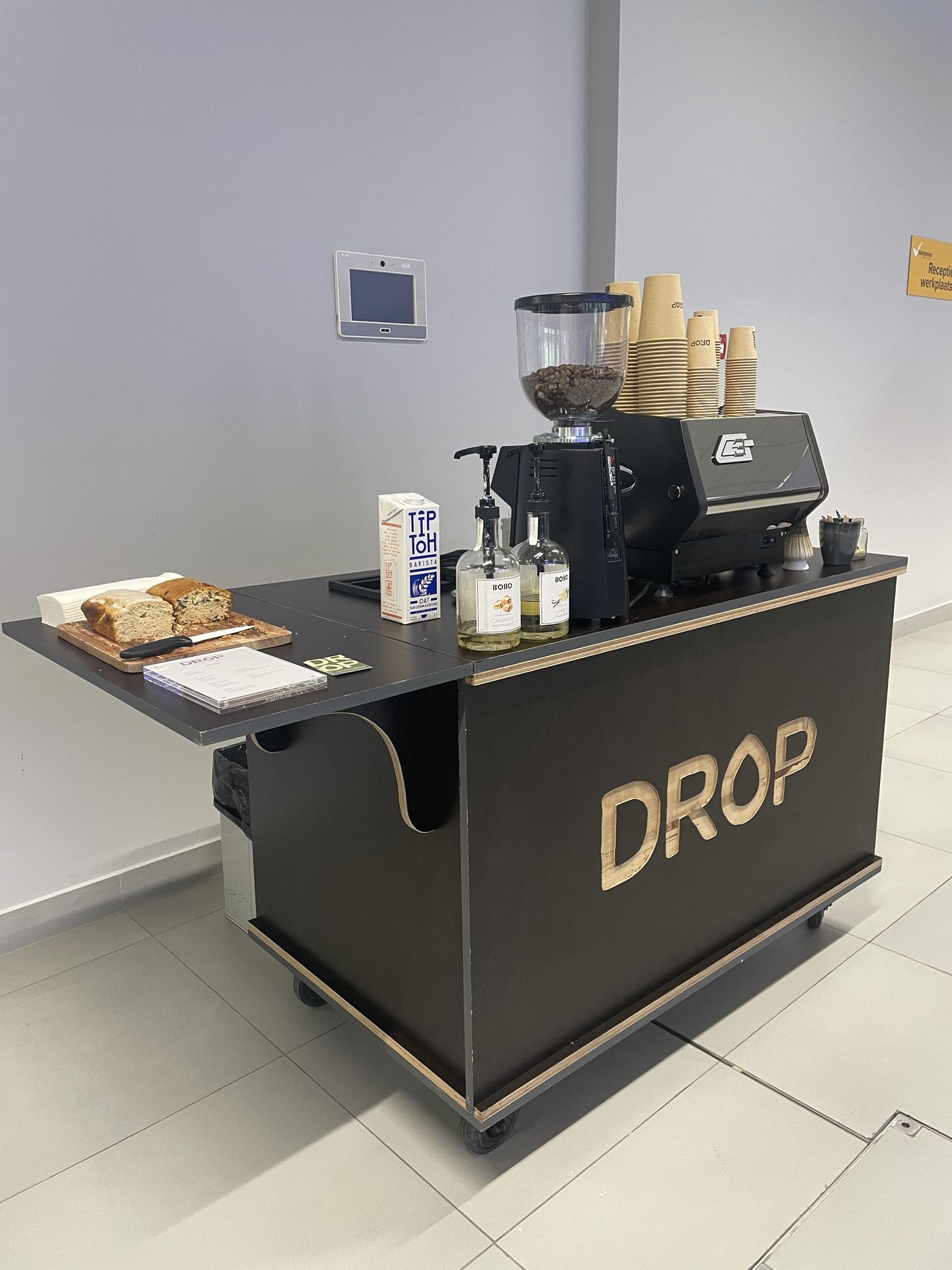 De Drop koffiebar met vers gebak