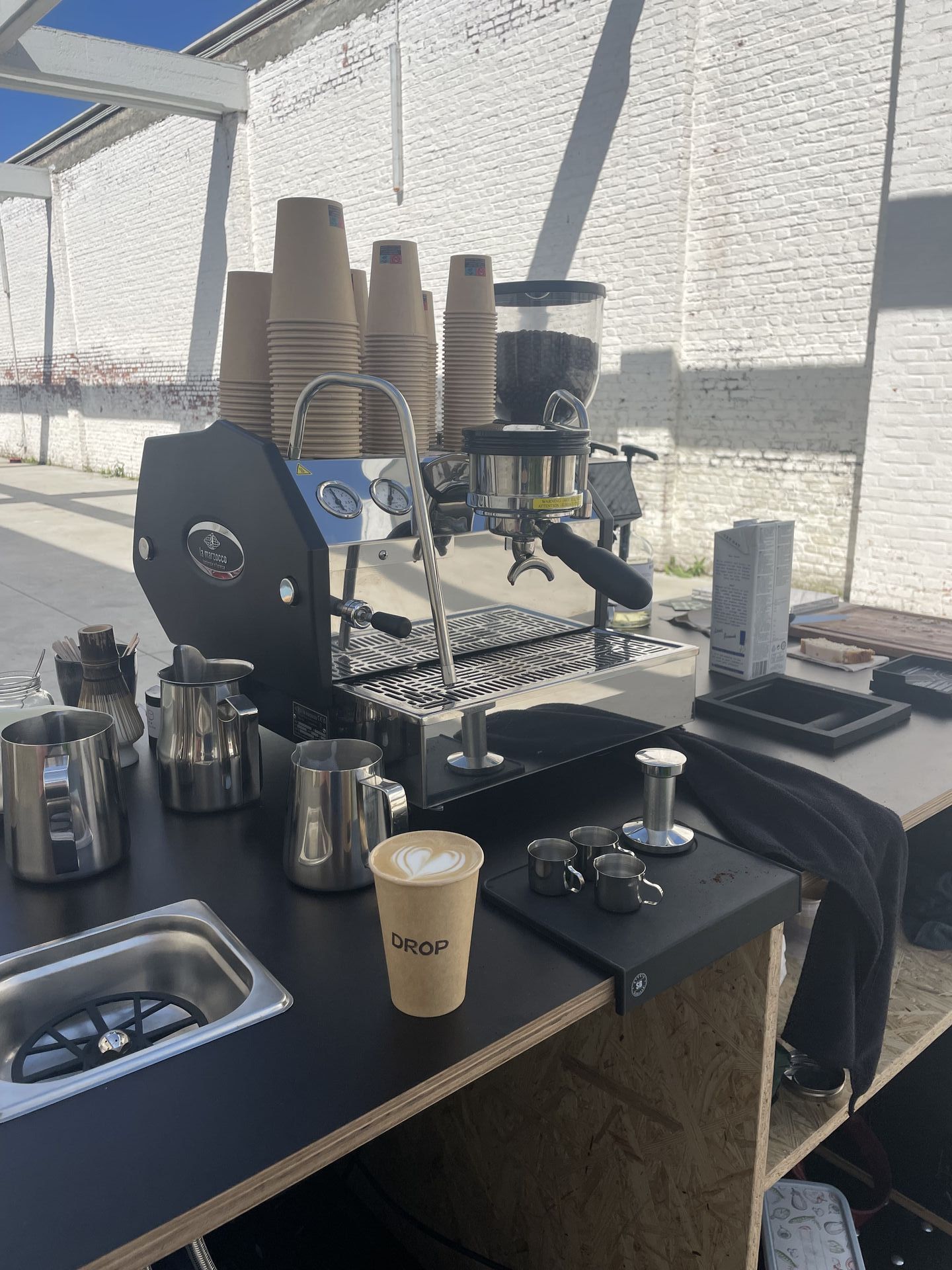 De Drop koffiebar buiten